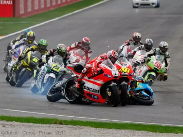 Motorsports: Is MotoGP more dangerous than Formula 1?